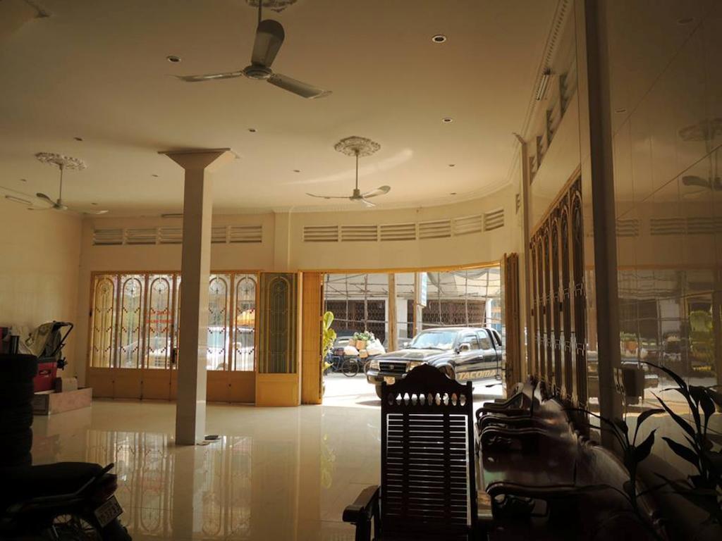באטאמבנג Shang Hai Guesthouse מראה חיצוני תמונה