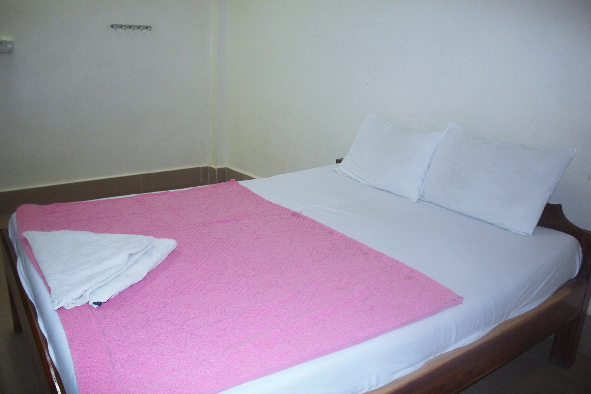 באטאמבנג Shang Hai Guesthouse מראה חיצוני תמונה