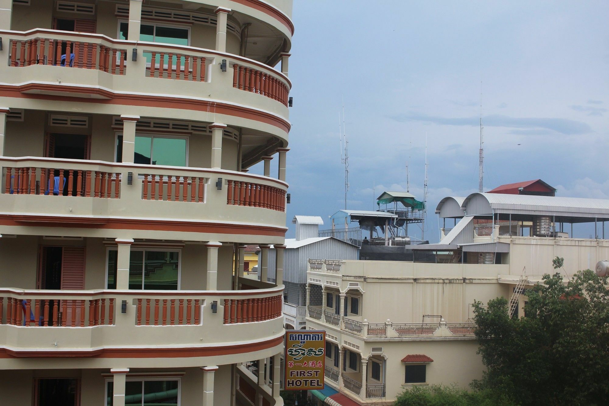 באטאמבנג Shang Hai Guesthouse מראה חיצוני תמונה