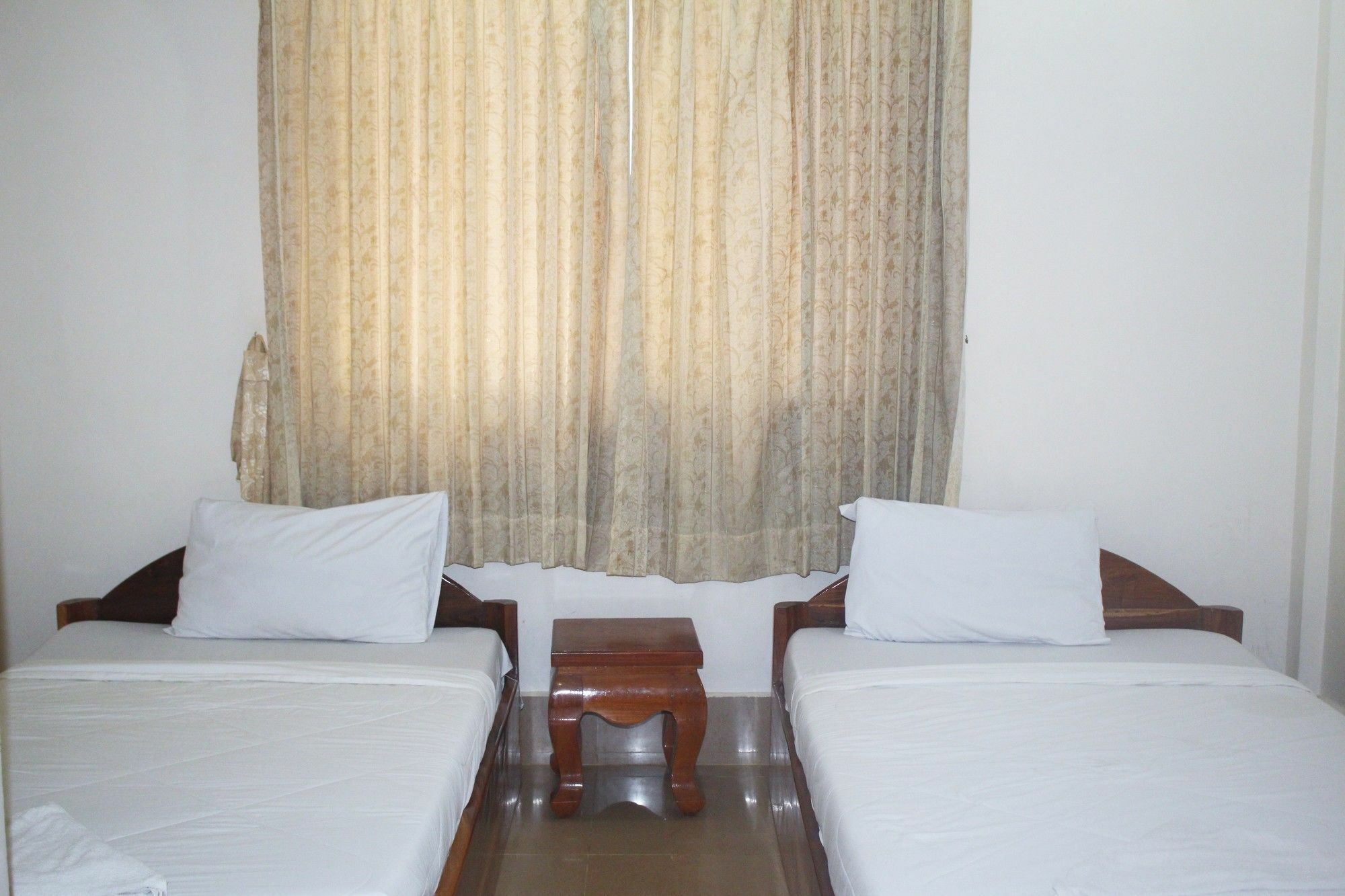 באטאמבנג Shang Hai Guesthouse מראה חיצוני תמונה