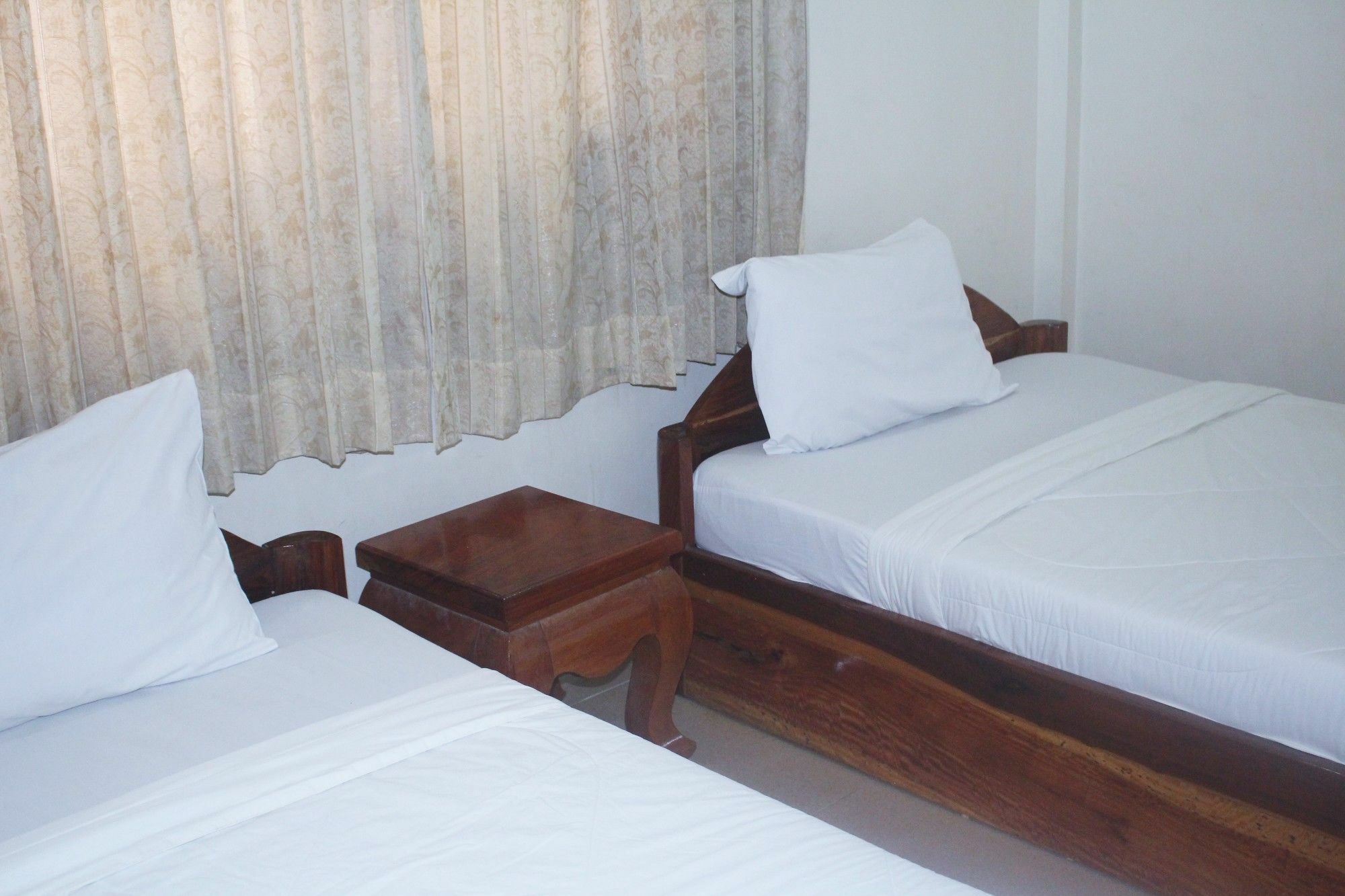 באטאמבנג Shang Hai Guesthouse מראה חיצוני תמונה