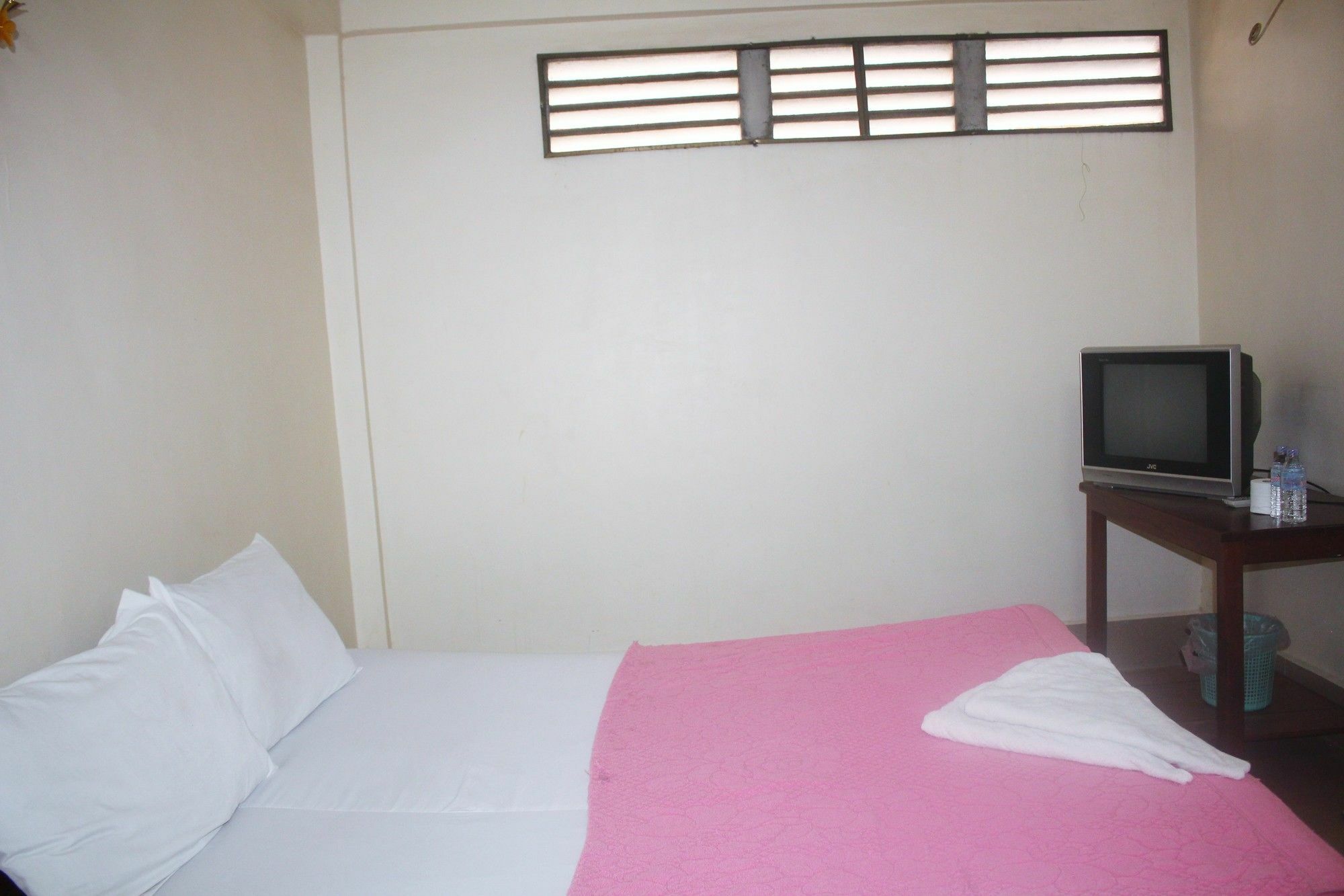 באטאמבנג Shang Hai Guesthouse מראה חיצוני תמונה